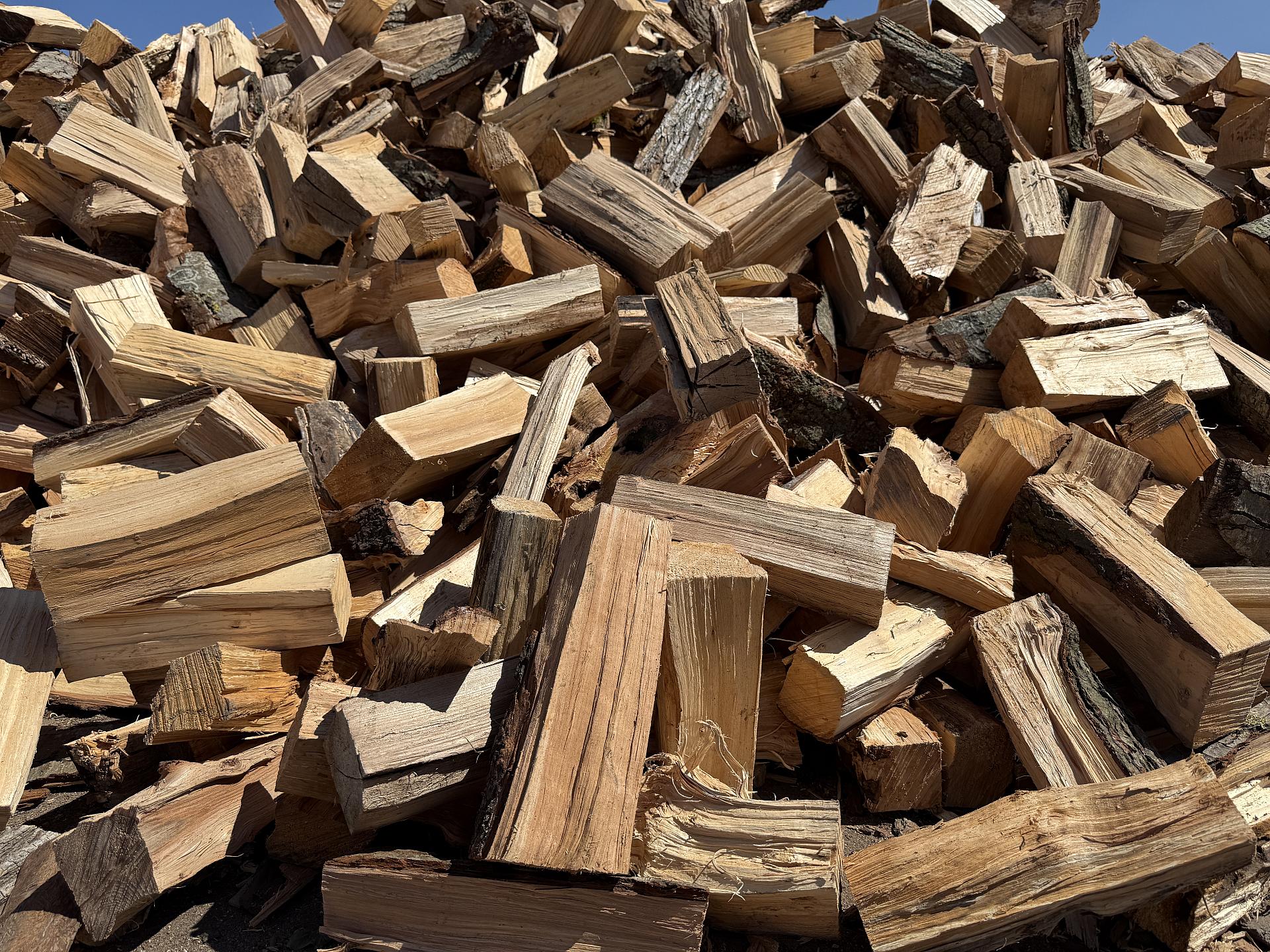 vers gekloofd hout