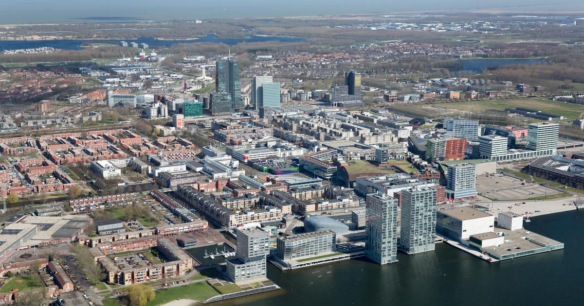 Almere luchtfoto
